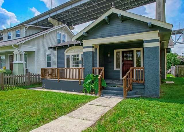 Property at 425 Park Blvd, New Orleans, LA 70114, 3 beds, 2 baths