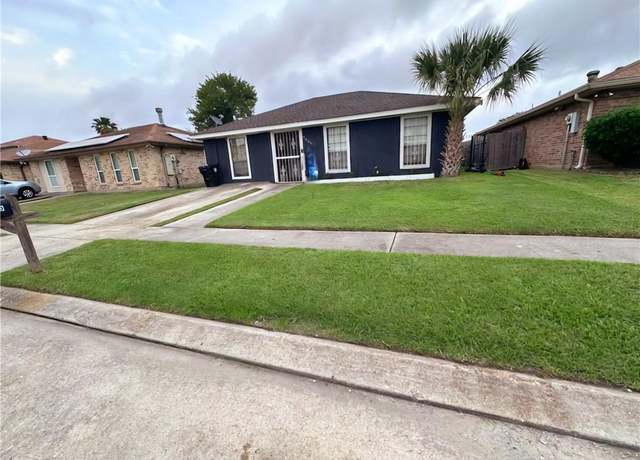 Property at 7025 Queensway Dr, New Orleans, LA 70128, 3 beds, 2 baths