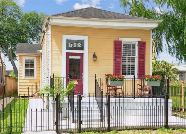 Property at 512 Philip St, New Orleans, LA 70130, 3 beds, 2.5 baths