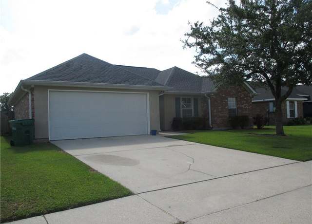 Property at 121 Cottage Grv, La Place, LA 70068, 3 beds, 2 baths