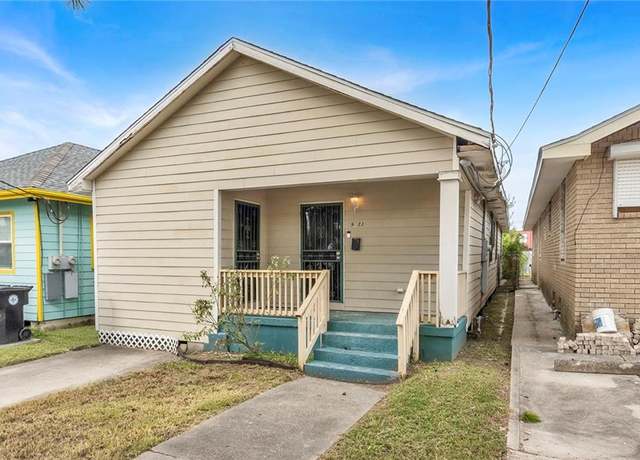 Property at 9133 Edinburgh St, New Orleans, LA 70118, 3 beds, 3 baths