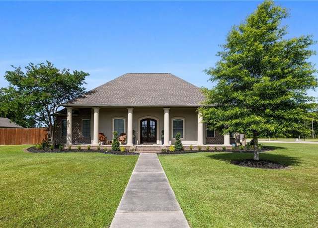 Property at 13384 Rue Chateau, Ponchatoula, LA 70454, 4 beds, 4 baths