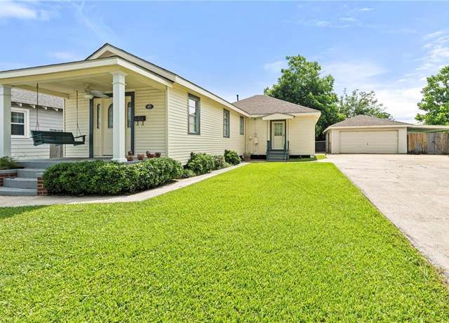 Property at 814 Avenue A Dr, Marrero, LA 70072, 3 beds, 1.5 baths