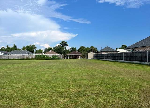 Property at Lot 9 Rue Marcelle Dr, Meraux, LA 70075