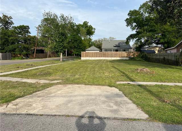 Property at 3044 Jasper St, Kenner, LA 70065
