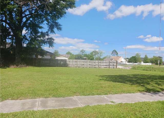 Property at 3104 Rosetta Dr, Chalmette, LA 70043