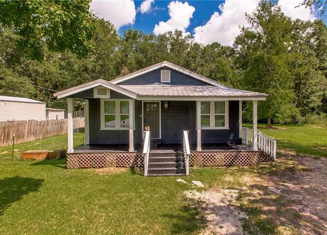 Property at 14349 Thomas St, Tickfaw, LA 70466, 3 beds, 1.5 baths