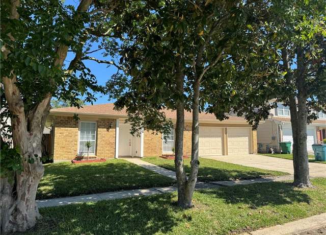 Property at 3836 Agateway Dr, Harvey, LA 70058, 4 beds, 2 baths