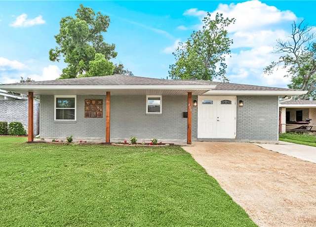 Property at 400 Sophia St, River Ridge, LA 70123, 3 beds, 2 baths