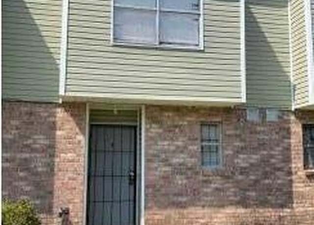 Property at 10701 Roger Dr Unit B, New Orleans, LA 70126, 2 beds, 1.5 baths