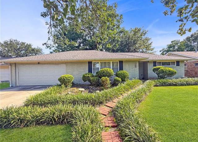 Property at 365 Dorset Dr, Slidell, LA 70458, 3 beds, 2 baths