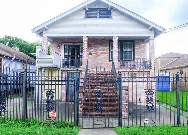 Property at 2924 General Ogden St, New Orleans, LA 70118, 5 beds, 2 baths