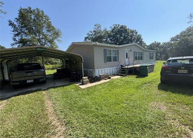 Property at 42347 Smith Ln, Ponchatoula, LA 70454, 3 beds, 2 baths