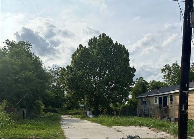 Property at 2320 Desire St, New Orleans, LA 70117