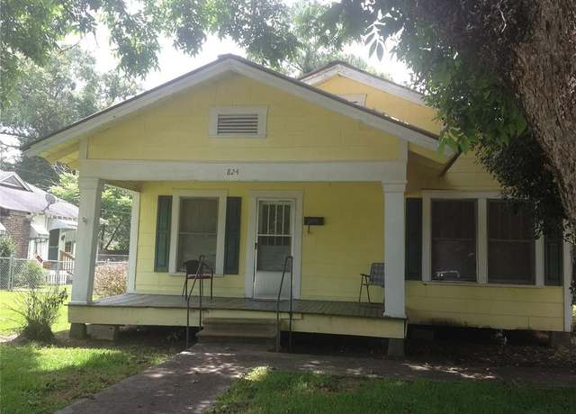 Property at 824 W 5th St, Bogalusa, LA 70427, 2 beds, 1 bath