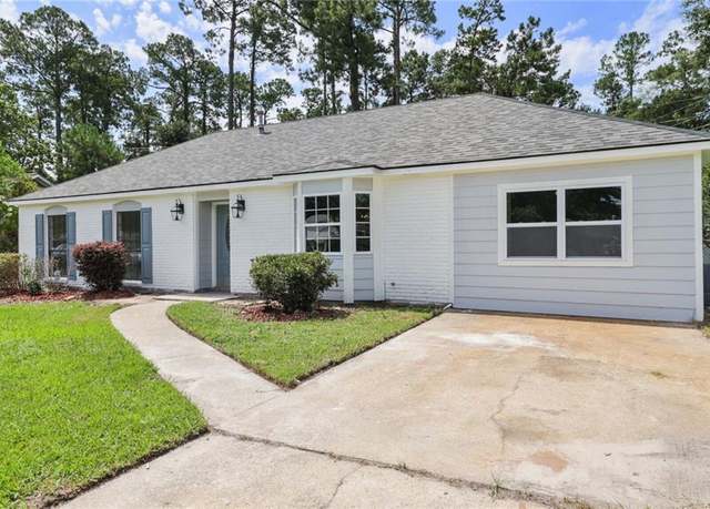 Property at 1349 Westlawn Dr, Slidell, LA 70460, 4 beds, 2 baths