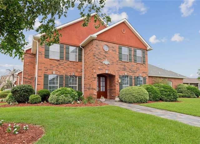 Property at 2 Squirewood Ct, Harvey, LA 70058, 6 beds, 5.5 baths
