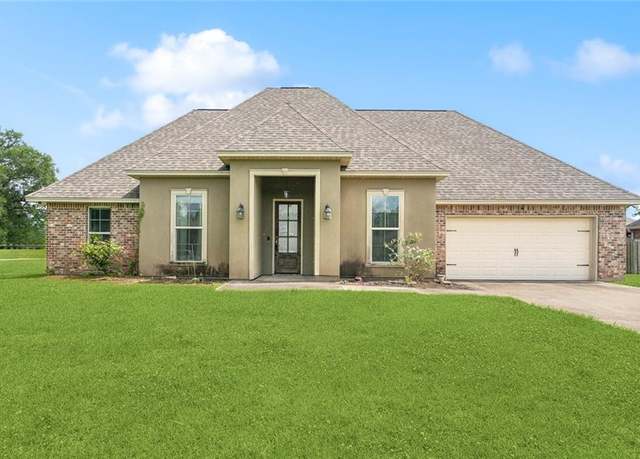 Property at 39268 Twin Lakes Blvd, Ponchatoula, LA 70454, 3 beds, 2 baths