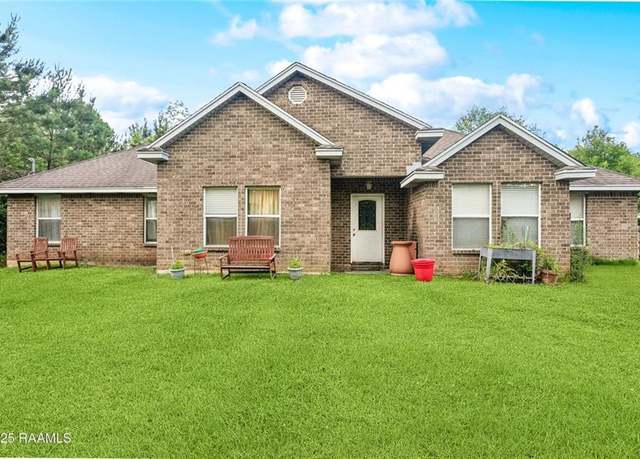 Property at 4306 Holly Dr, Slidell, LA 70461, 3 beds, 2.5 baths