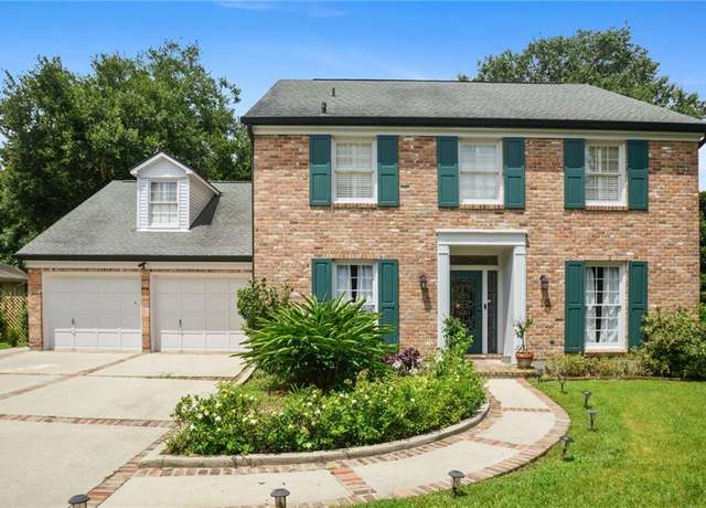 Property at 15 Colony Rd, Gretna, LA 70056, 4 beds, 3.5 baths