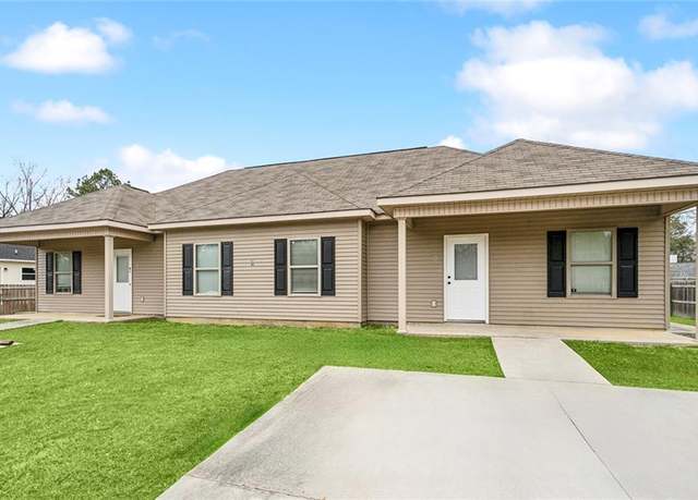 Property at 103 Tina A&b Dr, Hammond, LA 70403, 4 beds, 4 baths