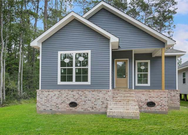 Property at 60420 Aqua St, Lacombe, LA 70445, 3 beds, 2 baths