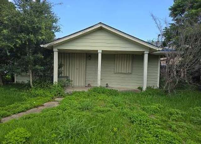 Property at 4101 Stephen Girard Ave, New Orleans, LA 70126, 3 beds, 2 baths