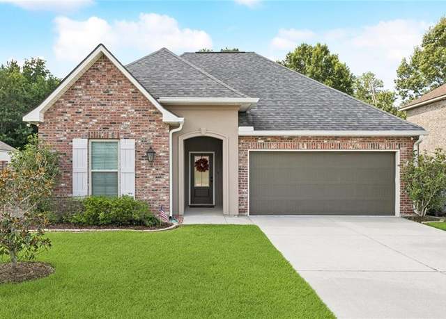 Property at 452 Tiger Ave, Covington, LA 70433, 3 beds, 2 baths