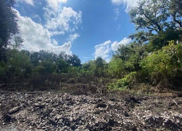 Property at 1900 Eagle St, St Bernard, LA 70085