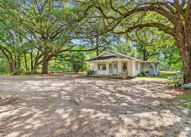 Property at 82330 Hwy 437 Hwy, Covington, LA 70435, 3 beds, 2 baths