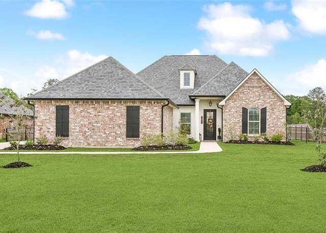 Property at 463 Saw Grass Loop, Covington, LA 70435, 5 beds, 3 baths