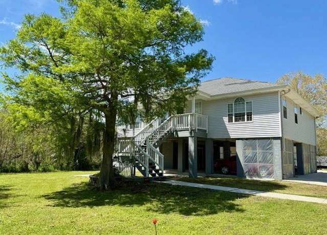 Property at 1115 Florissant Hwy, St Bernard, LA 70085, 3 beds, 2 baths