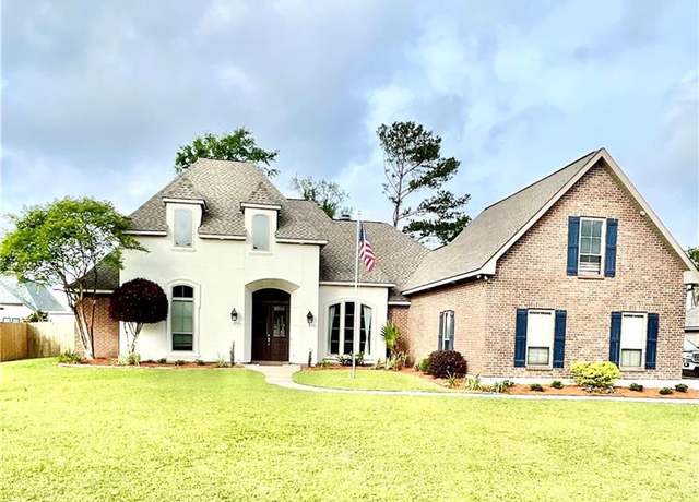 Property at 143 Kilgore Ct, Slidell, LA 70461, 4 beds, 3 baths