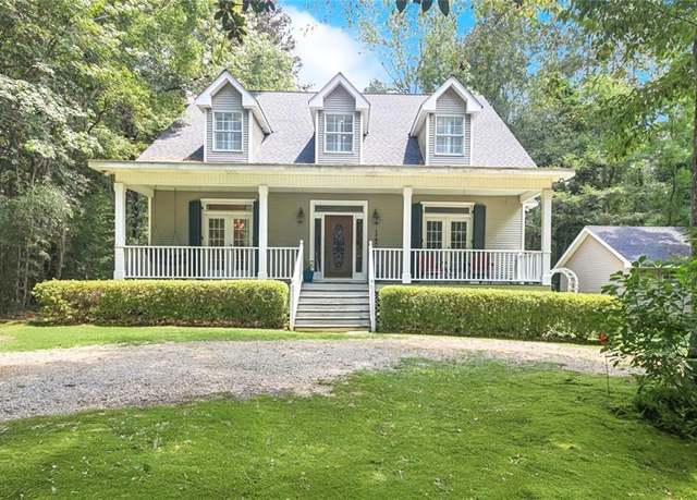 Property at 9 Glen Loop, Covington, LA 70435, 3 beds, 4.5 baths
