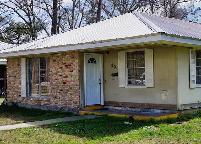 Property at 800 E Louisiana Ave, Hammond, LA 70403, 4 beds, 2 baths