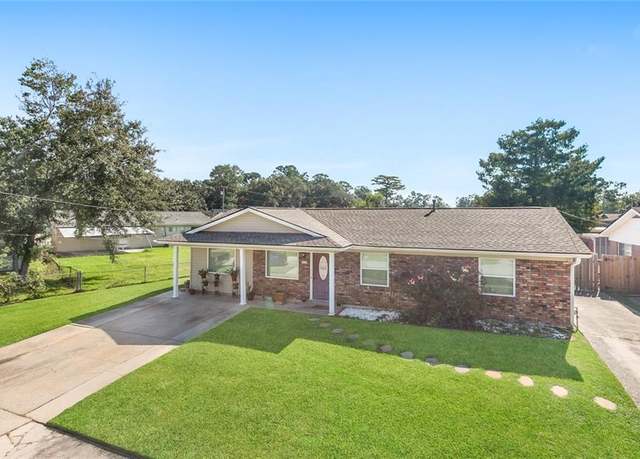 Property at 3618 Meadowdale Dr, Slidell, LA 70458, 4 beds, 2 baths