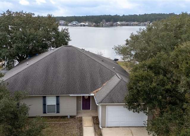 Property at 14034 S Lakeshore Dr, Covington, LA 70435, 4 beds, 3 baths