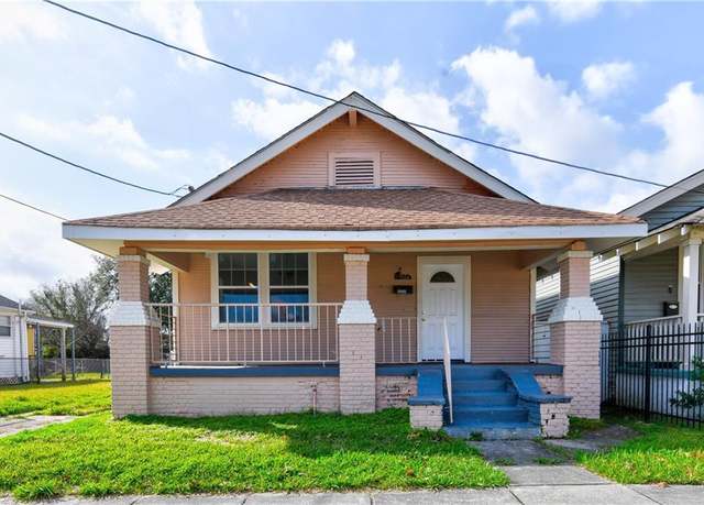 Property at 3534 Paris Ave, New Orleans, LA 70122, 4 beds, 2 baths