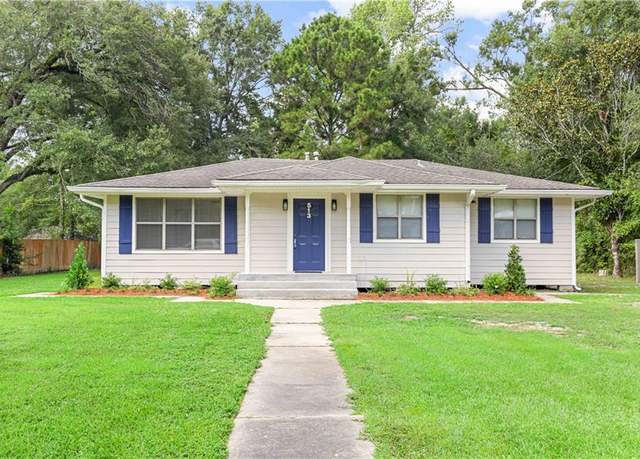 Property at 513 W 13th Ave, Covington, LA 70433, 3 beds, 2 baths