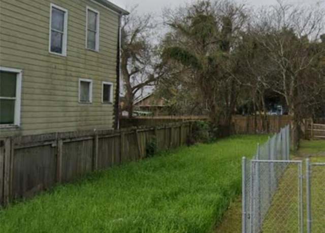 Property at 2418 Pauger St, New Orleans, LA 70116