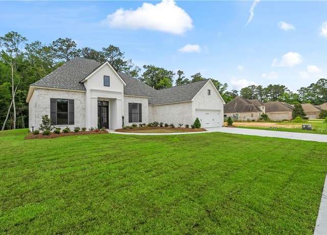 Property at 1337 Avenue Lacroix, Covington, LA 70433, 4 beds, 3 baths