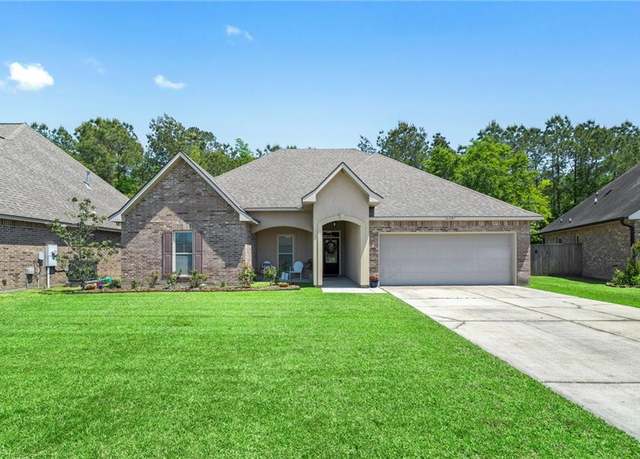 Property at 10097 Nanterre Ct, Madisonville, LA 70447, 4 beds, 2 baths