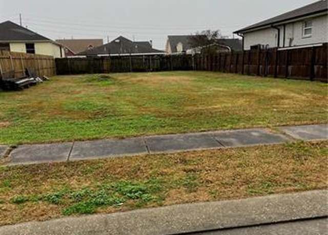 Property at 8316 Creole. Ave, Chalmette, LA 70043