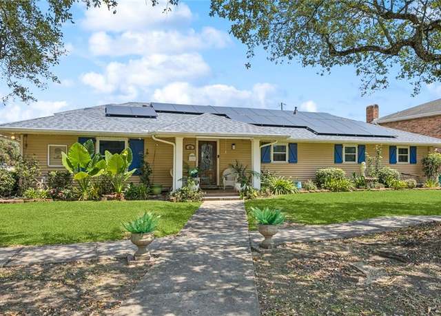 Property at 45 E Carmack Dr, Chalmette, LA 70043, 5 beds, 4 baths