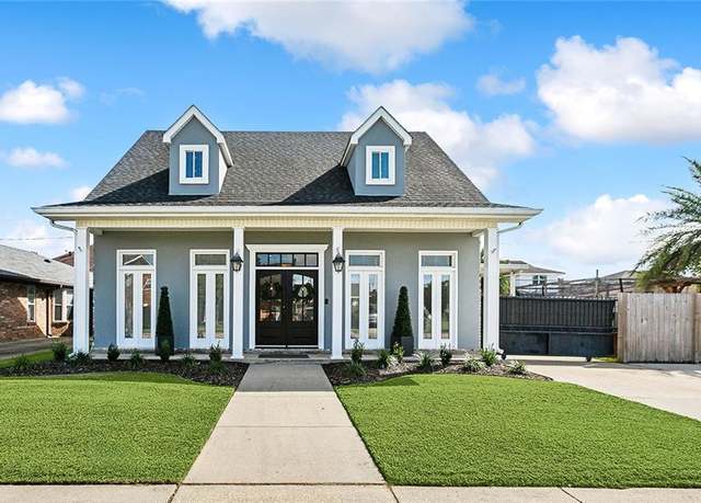 Property at 3521 Karen Dr, Chalmette, LA 70043, 4 beds, 3 baths