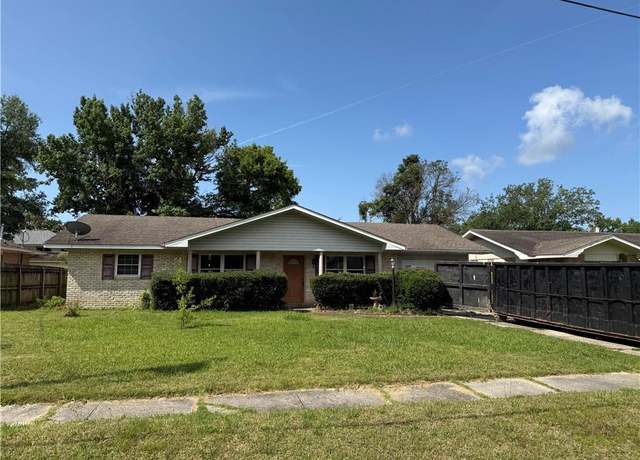 Property at 311 Dover St, Slidell, LA 70458, 3 beds, 2 baths