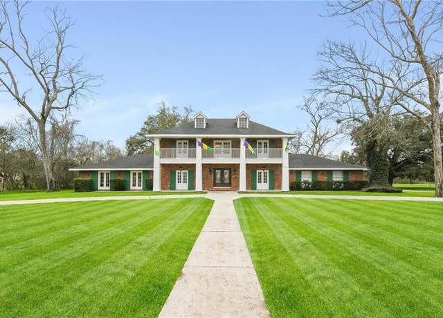 Property at 1901 Bayou Rd, St Bernard, LA 70085, 4 beds, 3.5 baths