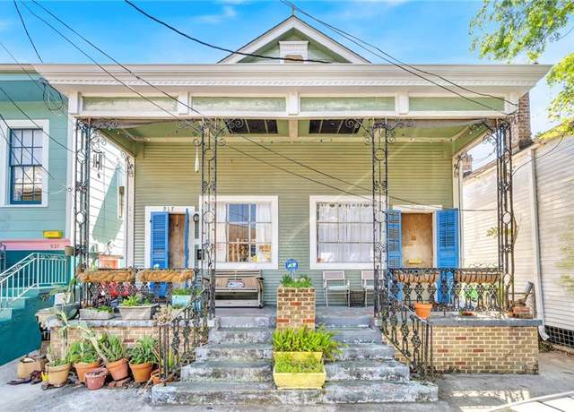 Property at 915 Clouet St, New Orleans, LA 70117, 4 beds, 2 baths