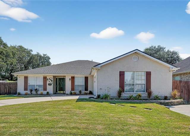 Property at 5025 St Bernard Ave, New Orleans, LA 70122, 3 beds, 2.5 baths