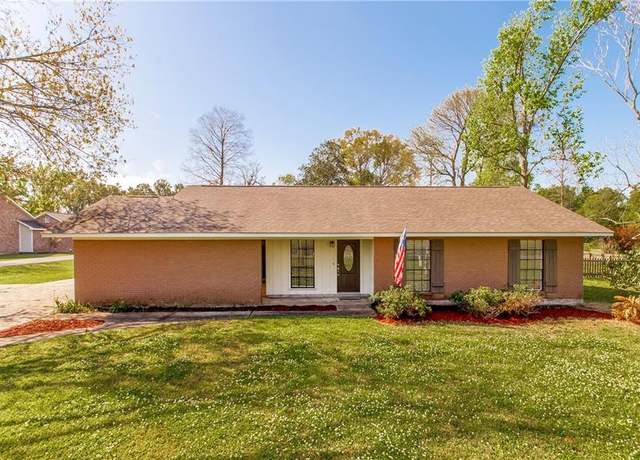 Property at 17168 E Little Italy Rd, Hammond, LA 70403, 3 beds, 2 baths